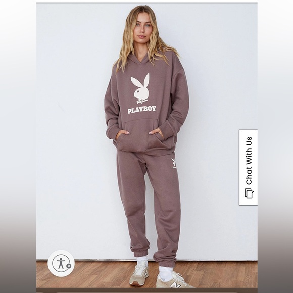 Playboy By PacSun Oversized Hoodie and Sweatpants - Picture 3 of 3